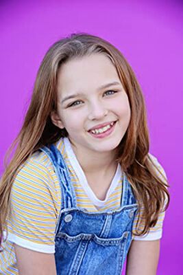 Official profile picture of Evelyn Twarowski