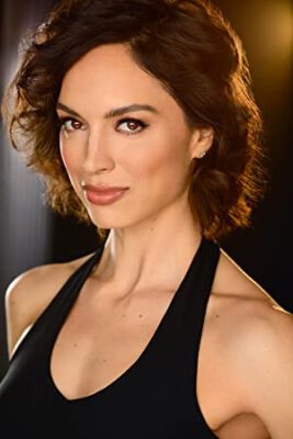 Official profile picture of Evie Nicholson