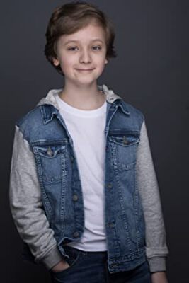 Official profile picture of Finn Douglas