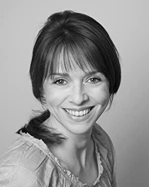 Official profile picture of Fiona Bell