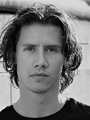 Official profile picture of Garrett Louis