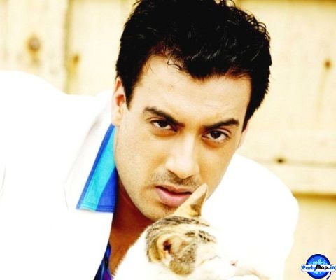 Photo of Gavie Chahal at a concert