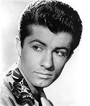 Official profile picture of George Chakiris