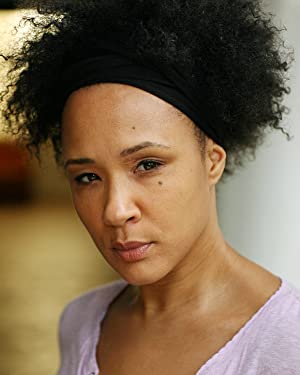 Official profile picture of Golda Rosheuvel