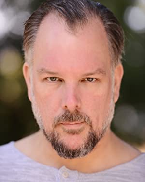 Official profile picture of Gordon Round