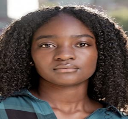 Official profile picture of Halle Bush