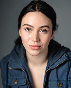 Official profile picture of Hallie Rose