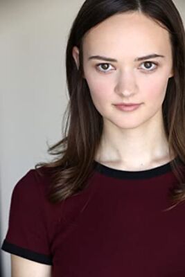 Official profile picture of Hannah Horton