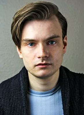 Official profile picture of Harry Carr Movies