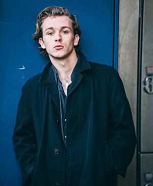 Official profile picture of Harry Lawtey