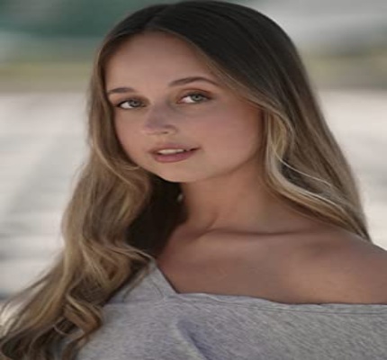 Official profile picture of Haylee Baldwin