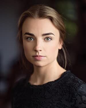Official profile picture of Hayley Sullivan