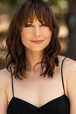 Official profile picture of Heather McComb