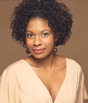 Official profile picture of Heidi Hill