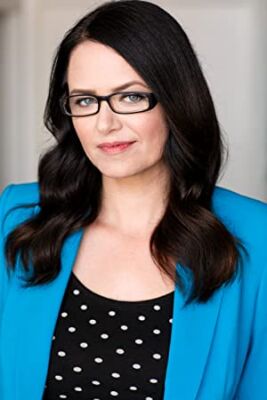 Official profile picture of Heidi Van Horne