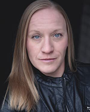 Official profile picture of Hilary Larivee