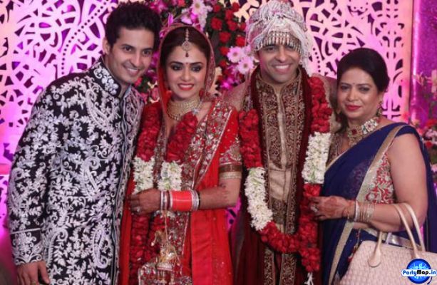 Photo of Himanshoo Amruta Malhotra at an appearance