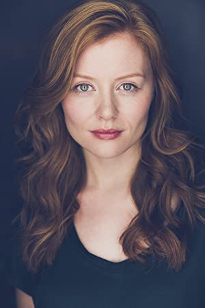 Official profile picture of Holly Cinnamon