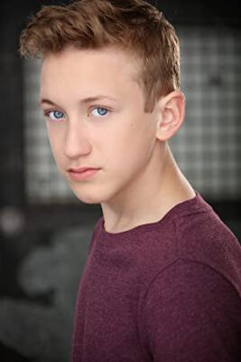 Official profile picture of Hunter Fischer