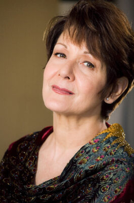 Official profile picture of Ivonne Coll