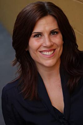 Official profile picture of Janell Cox