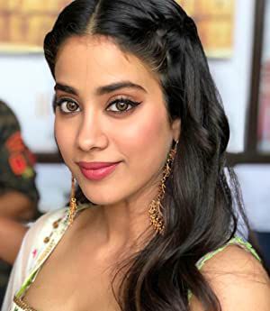 Official profile picture of Janhvi Kapoor