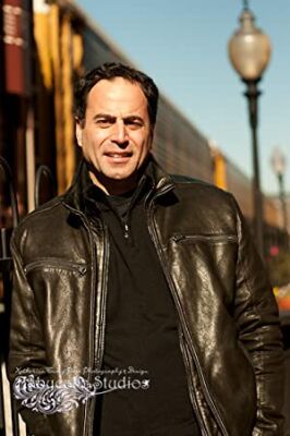 Official profile picture of Jared Simon