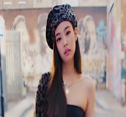 Official profile picture of Jennie Kim