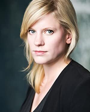 Official profile picture of Jennifer Armour