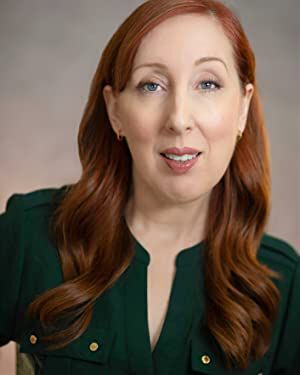 Official profile picture of Jennifer Kenyon
