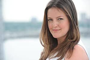 Official profile picture of Jennifer Simard