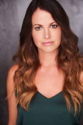 Official profile picture of Jennifer Webb