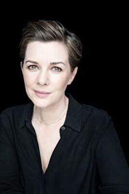 Official profile picture of Joanne Crawford