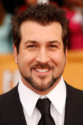 Official profile picture of Joey Fatone