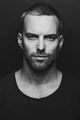 Official profile picture of Jon Lange