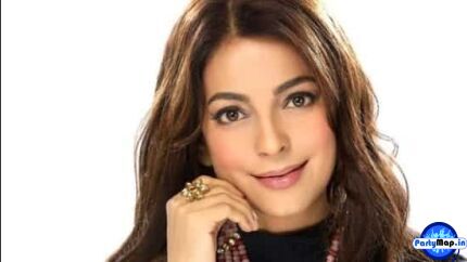 Photo of Juhi Chawla at a show