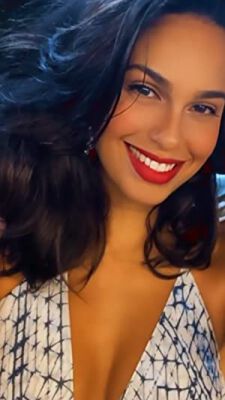 Official profile picture of Jules Morgan