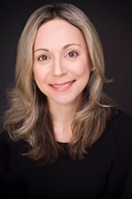 Official profile picture of Julia Emelin