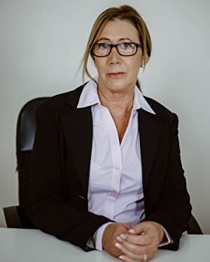 Official profile picture of Julia Johnson