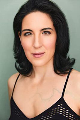 Official profile picture of Julia Marie Peterson