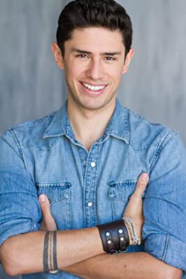 Official profile picture of Julian Curi