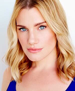 Official profile picture of Julianne Dowler