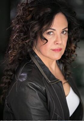 Official profile picture of Julie Garcia-Briceno