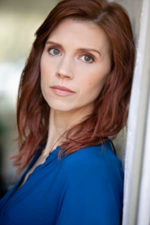 Official profile picture of Julie McNiven