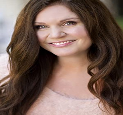 Official profile picture of Julie Riederer