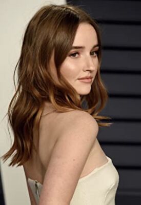 Official profile picture of Kaitlyn Dever