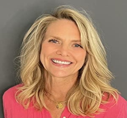 Official profile picture of Kathryn Hollis Peters