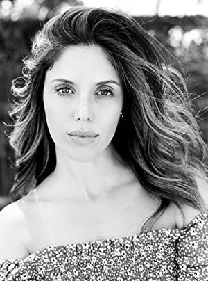 Official profile picture of Kayla Ewell