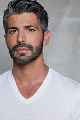 Official profile picture of Kayvon Esmaili