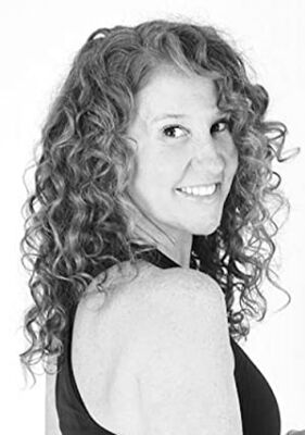 Official profile picture of Kelli LaVita